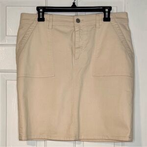 Chaps Denim Skirt, in excellent condition.